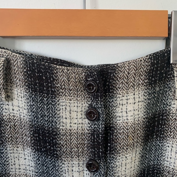 Vintage plaid skirt - Picture 2 of 7